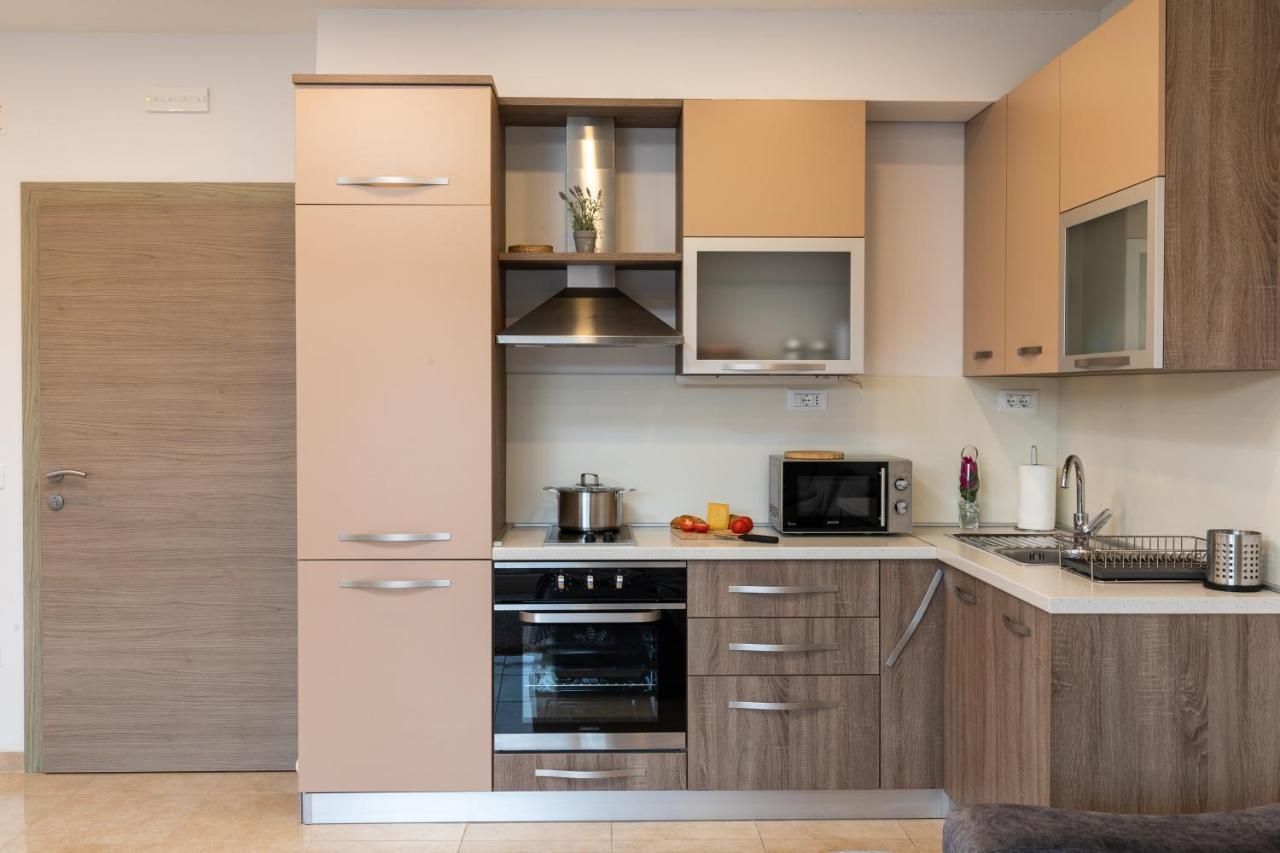 Amarillo Apartments 米利尼 外观 照片